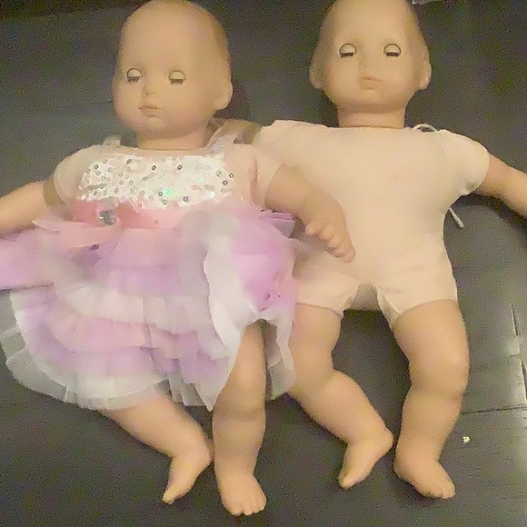 Two American girl doll baby dolls - Picture 2 of 4